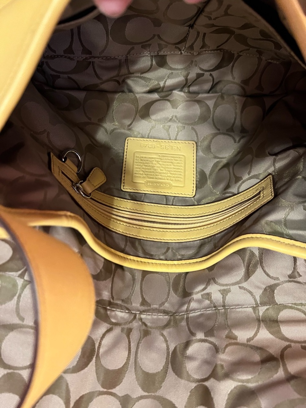 Rare Vintage Coach Yellow Leather Shoulder Bag Buckle Flap Hobo Purse Y2K - Picture 5 of 5